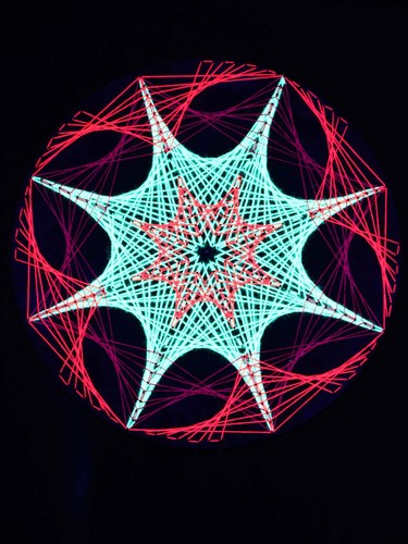 Stringart schwarzlicht deko - schwarzlicht,
